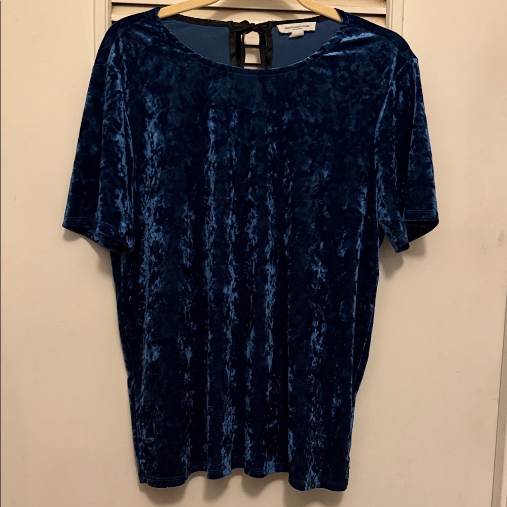 Beachlunchlounge Navy Velvet Women's Blouse